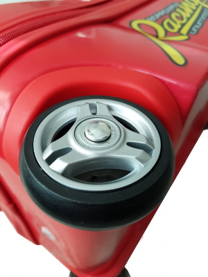 red racing car - wheel view