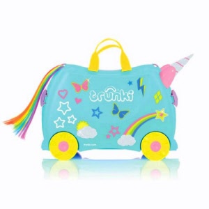 una the unicorn - side view